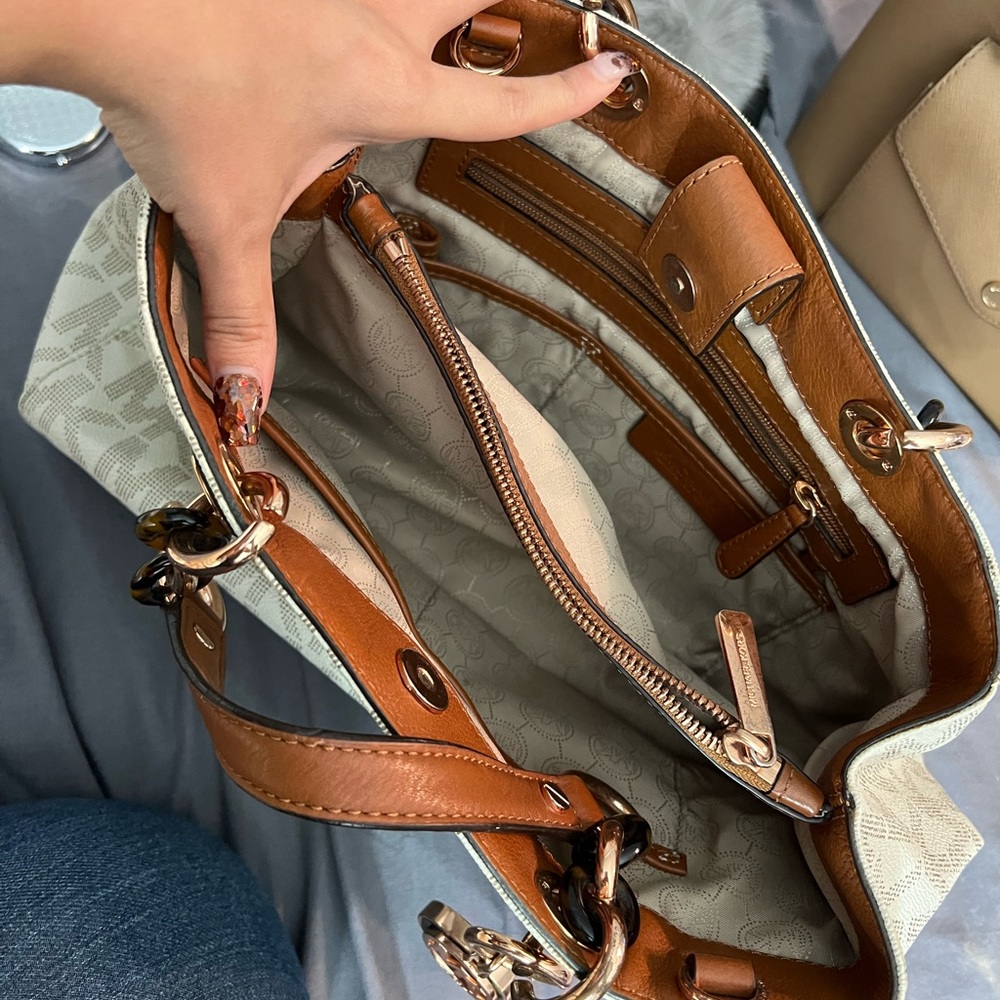 Michael Kors authentic very good condition